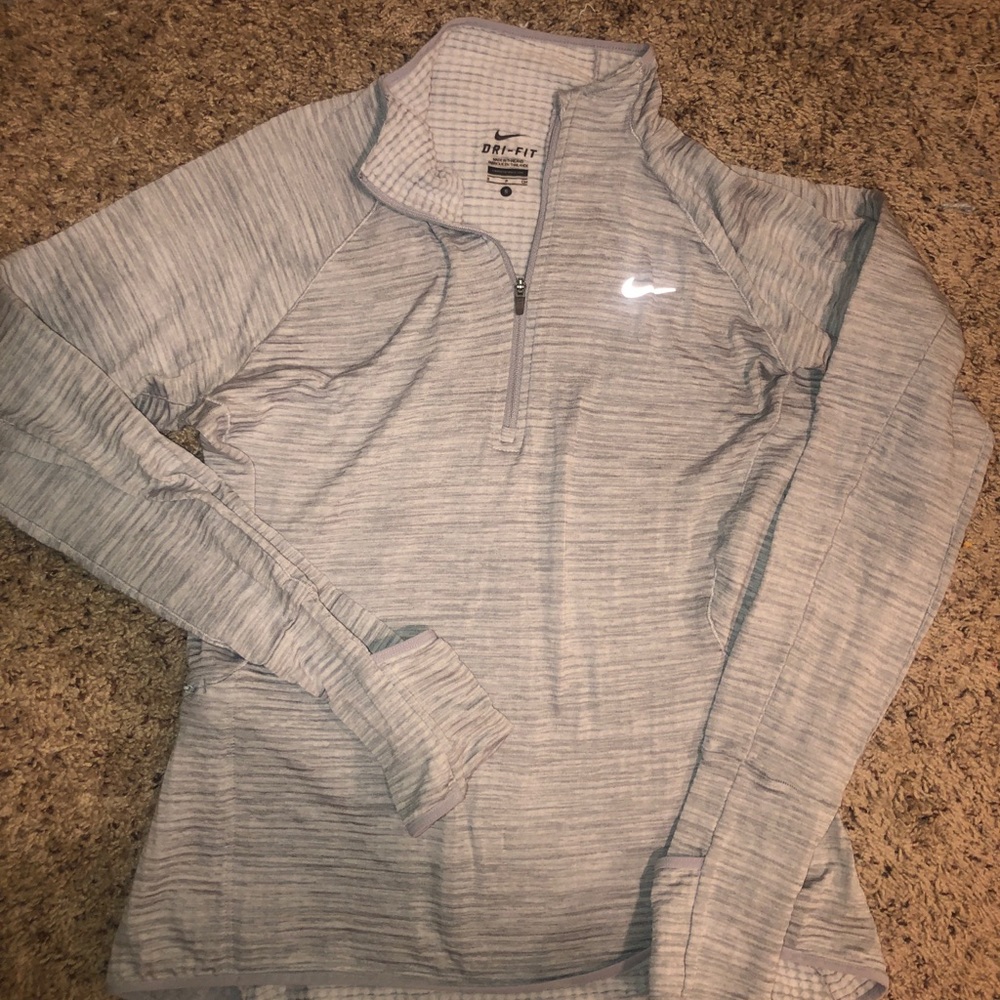 Nike pull over
